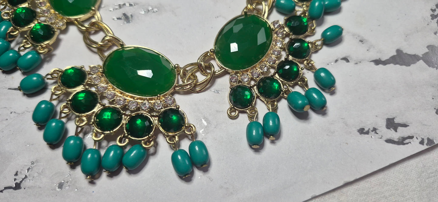 Gorgeous Vintage Green Statement Bib Necklace