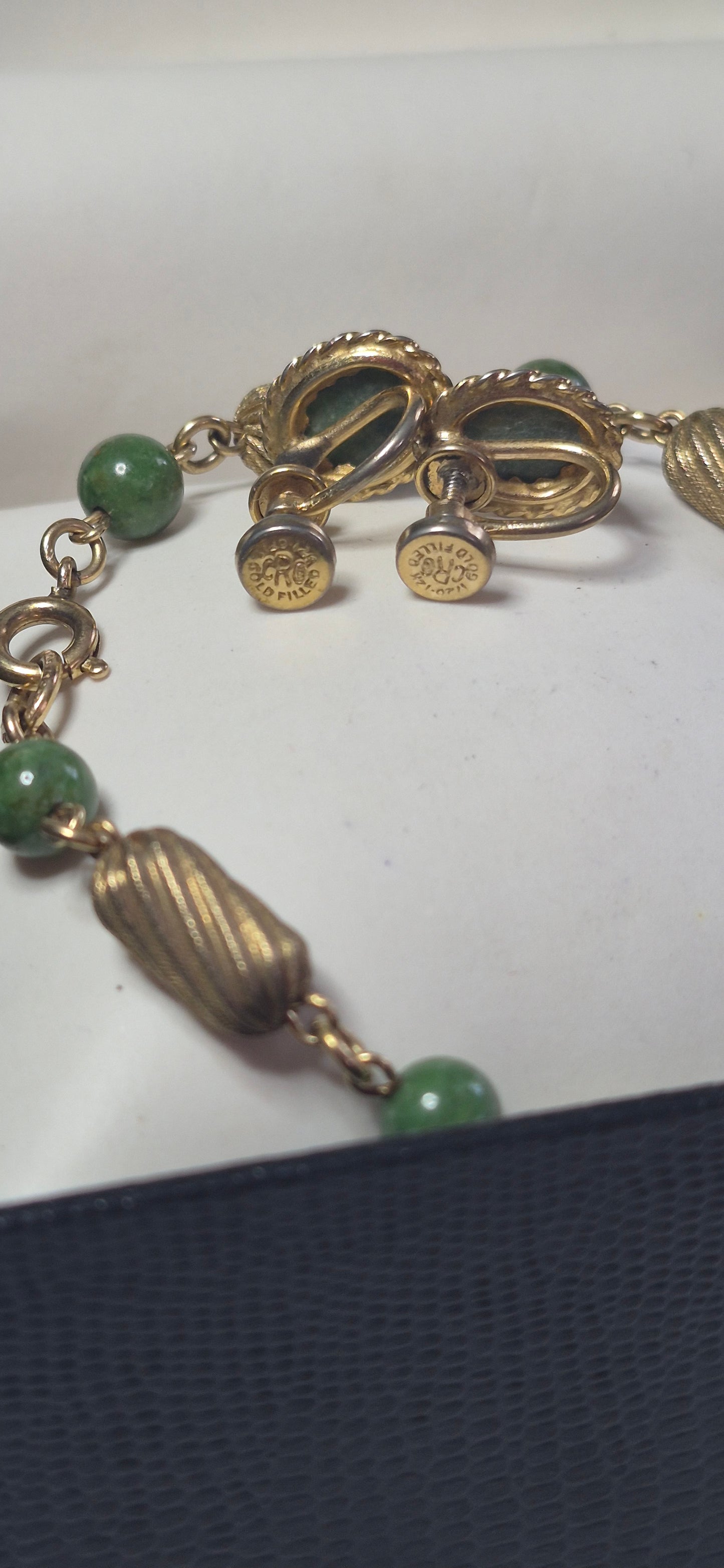Beautiful Vintage 1/20 12k Gold Filled Jade Bracelet & Earrings