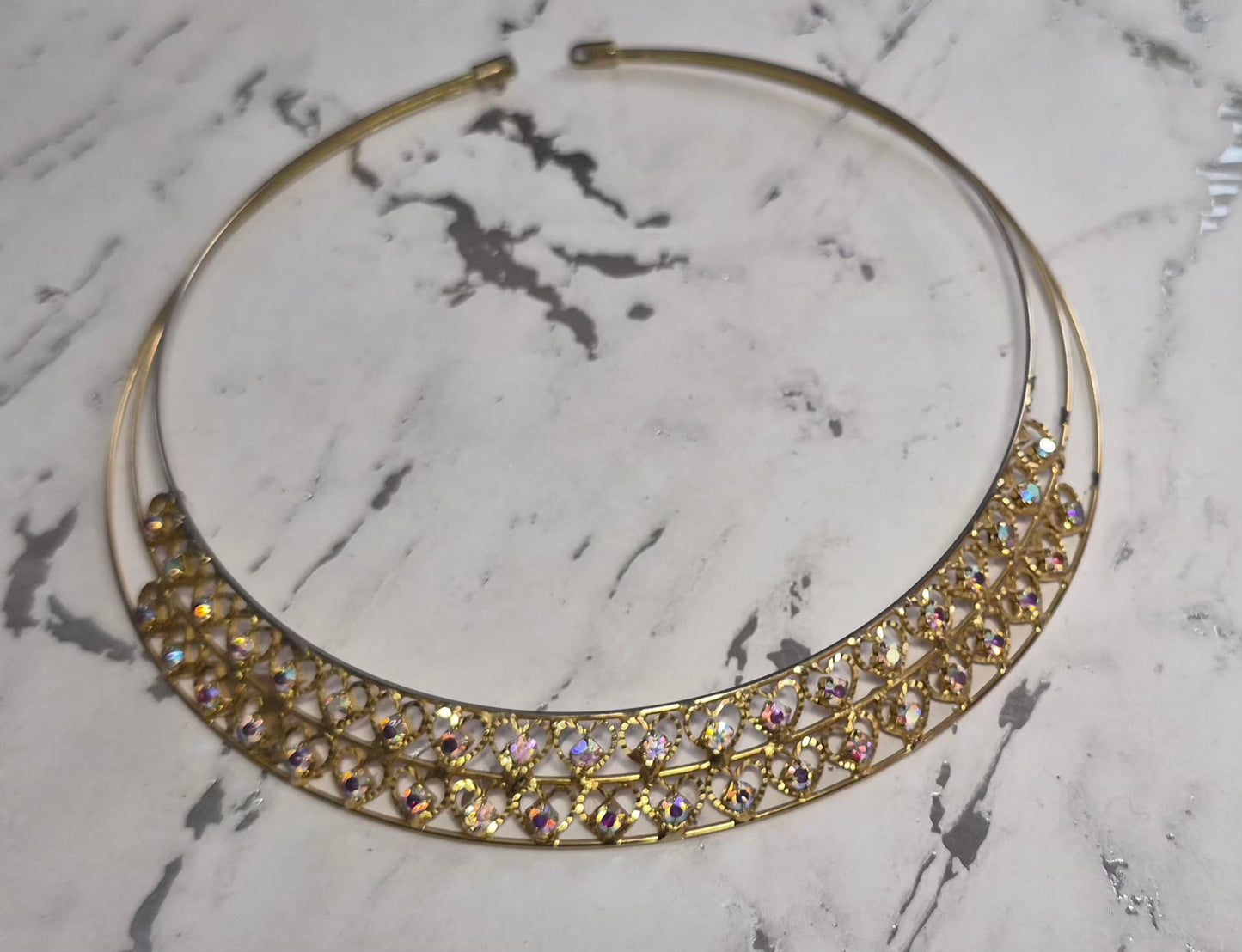 Stunning Vintage Wire Choker Necklace w/ Filigree Hearts and Aurora Borealis Rhinestones