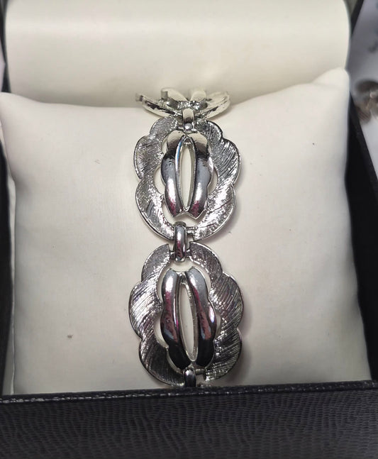 Beautiful Vintage 1960's Signed "Coro" Silver-toned bracelet